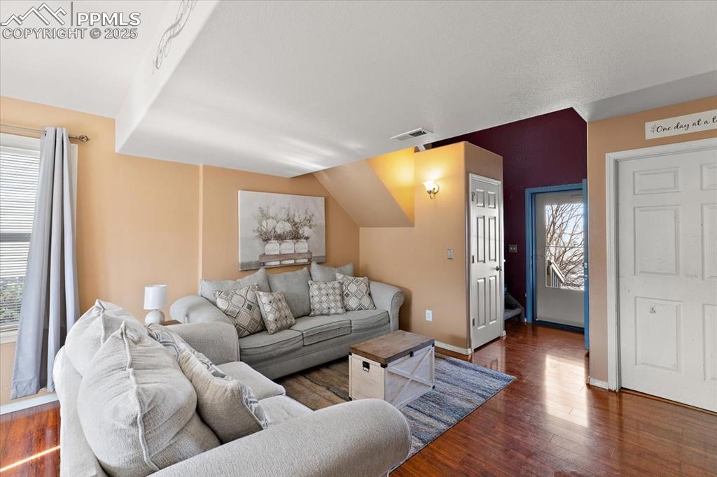 Image 10 of 28: Living Room