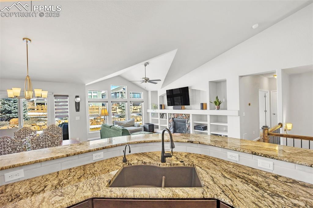 Image 3 of 45: Kitchen layout perfect for entertaining