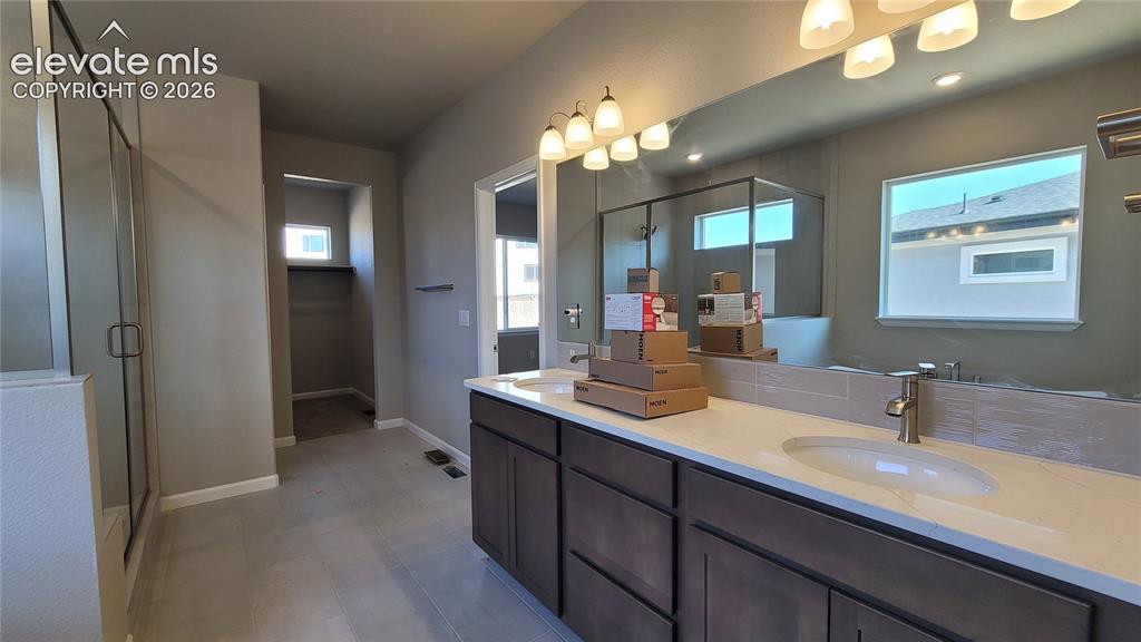Image 15 of 39: Master Bathroom