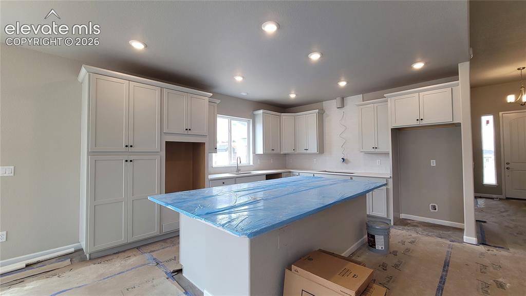 Image 6 of 28: Kitchen