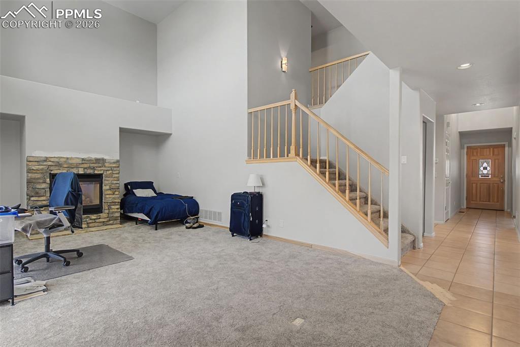 Image 14 of 36: Living Room