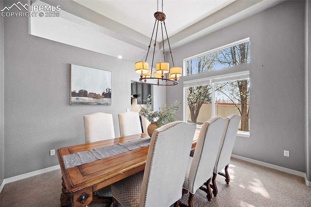 Image 9 of 45: Dining Area