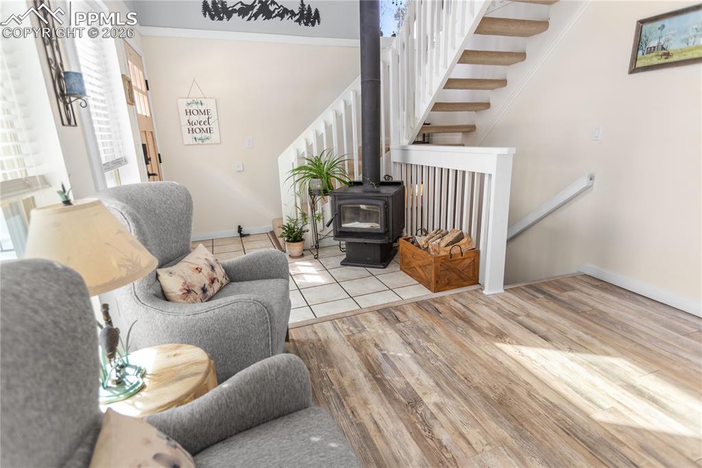 Image 6 of 29: Main level living