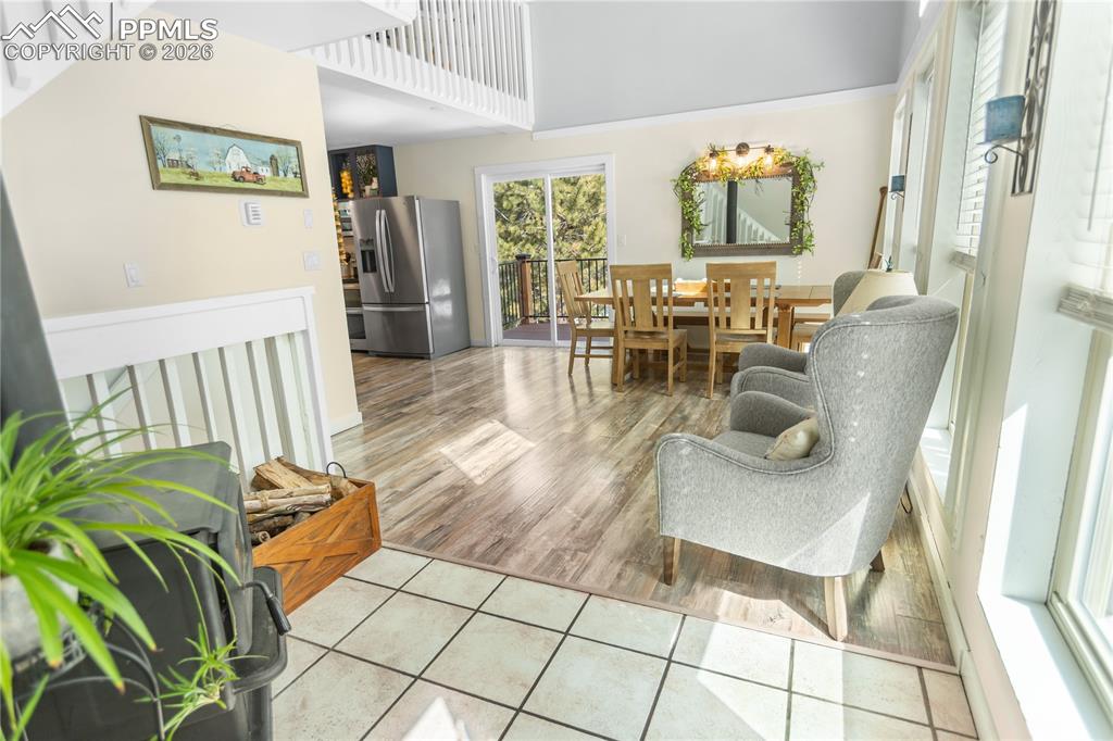 Image 7 of 29: Main level living