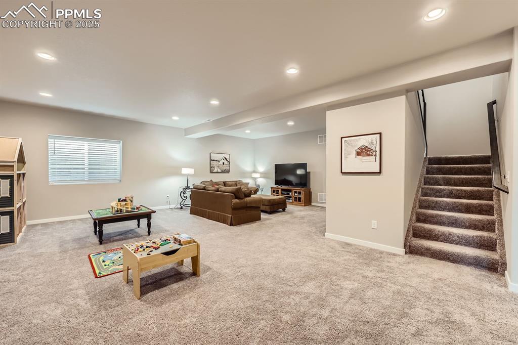 Image 20 of 27: Basement