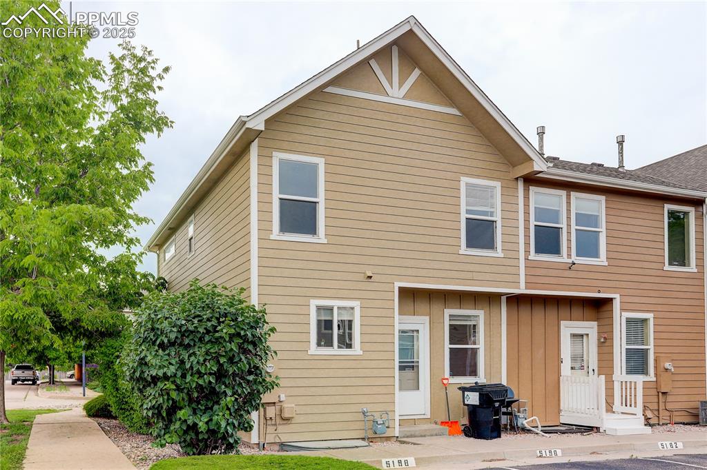 Image 29 of 30: Back of Structure