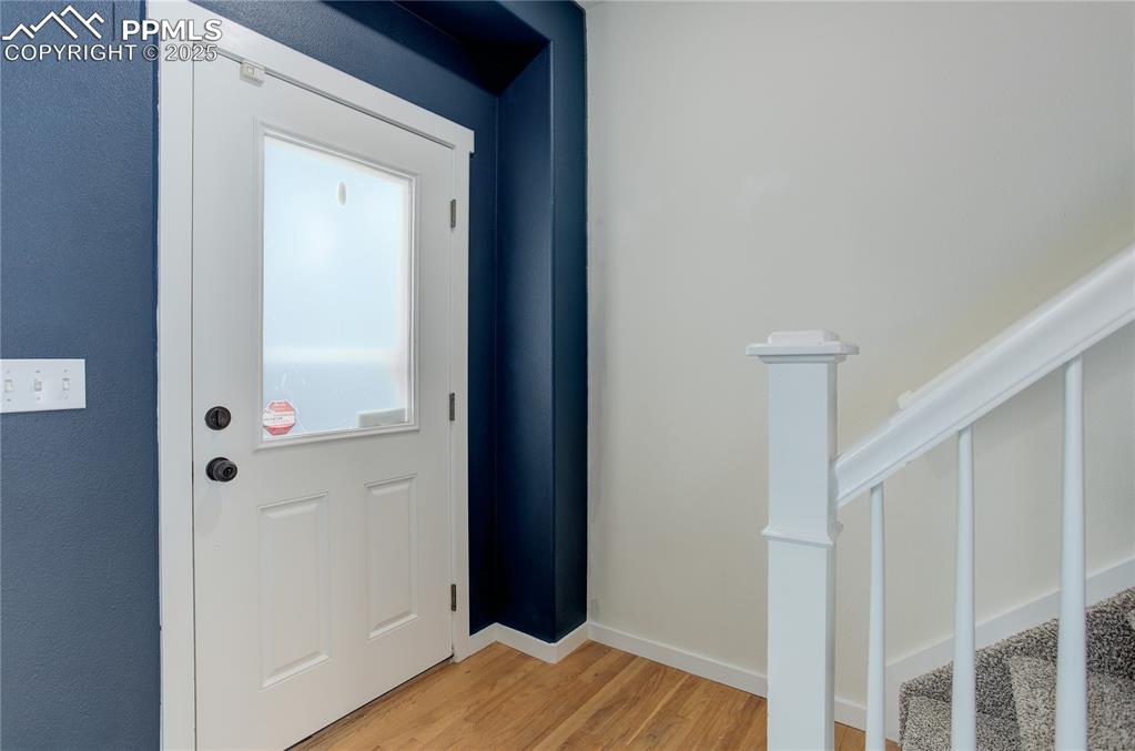 Image 4 of 30: Entry