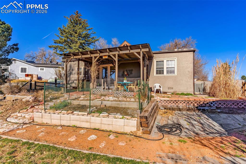 Image 35 of 48: Back of Structure