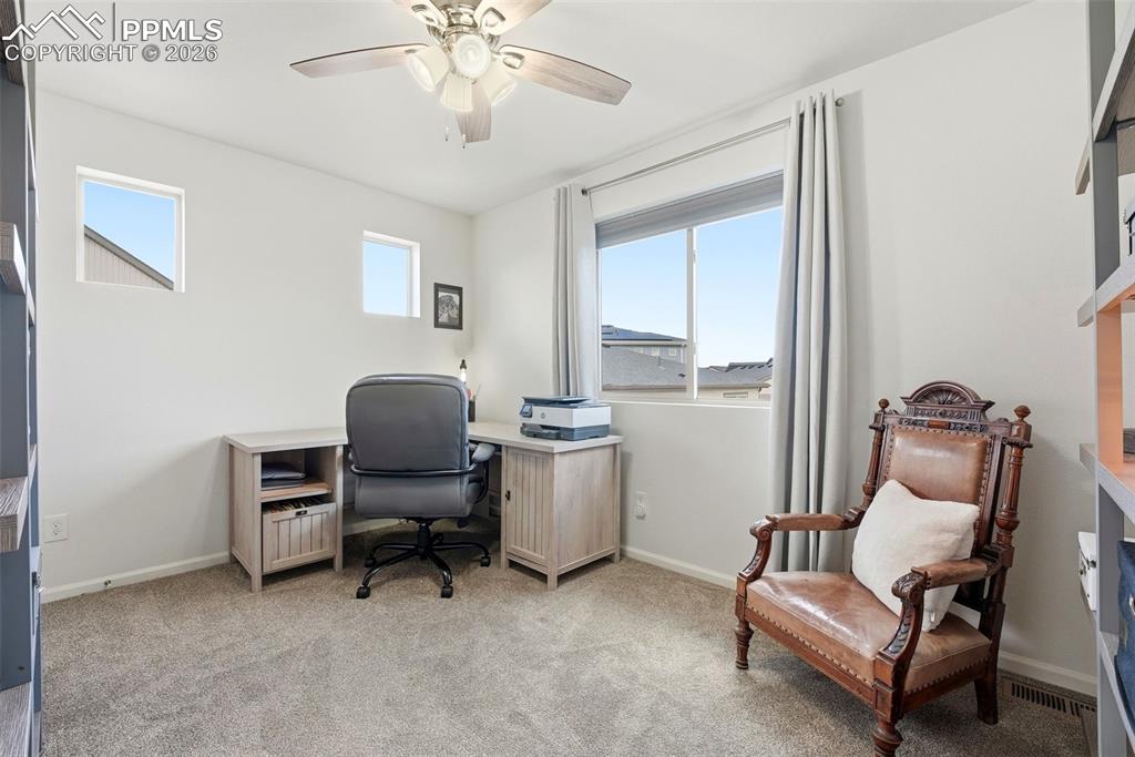 Image 26 of 48: Office