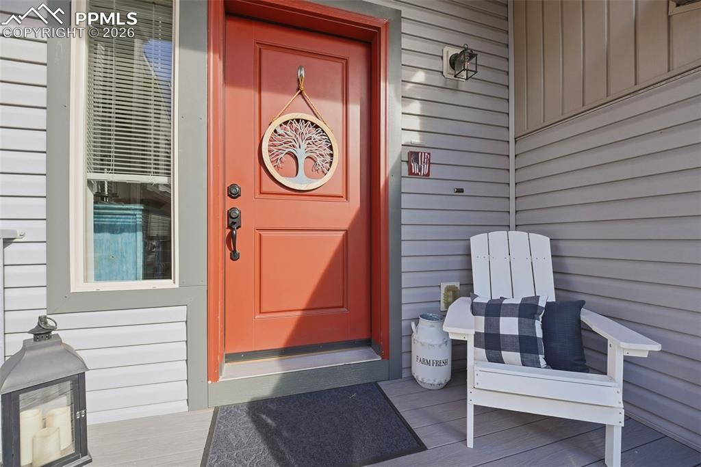 Image 3 of 48: Entry