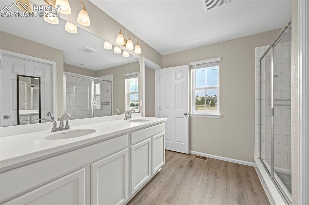 Image 28 of 47: Master Bathroom