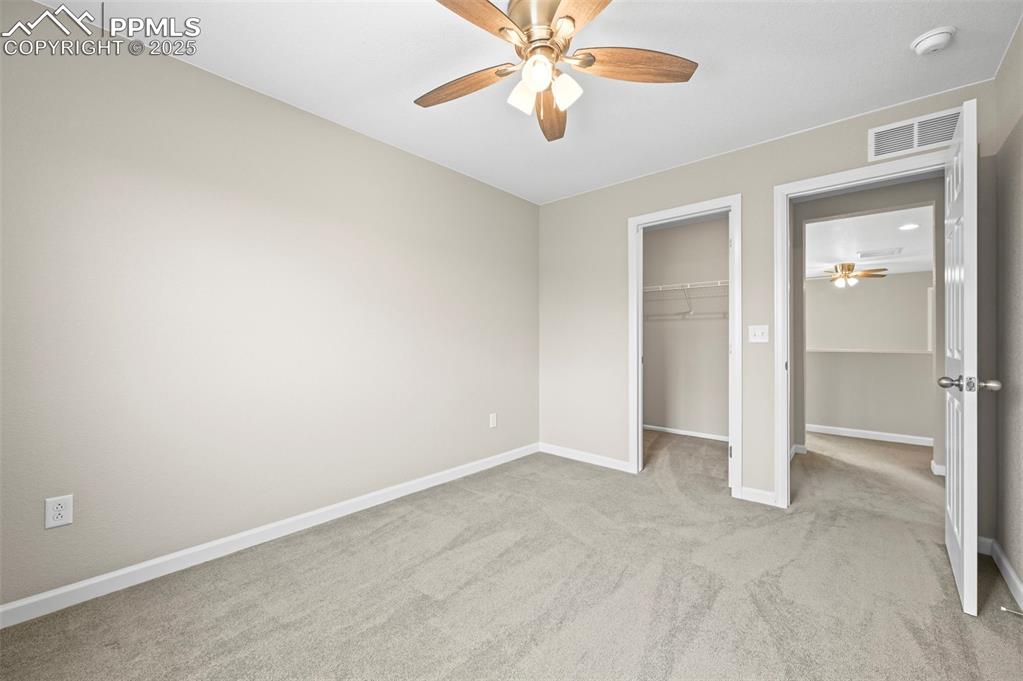 Image 35 of 47: Bedroom