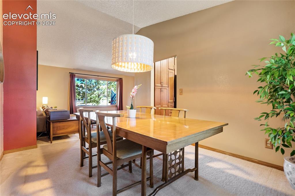 Image 12 of 50: Dining Area