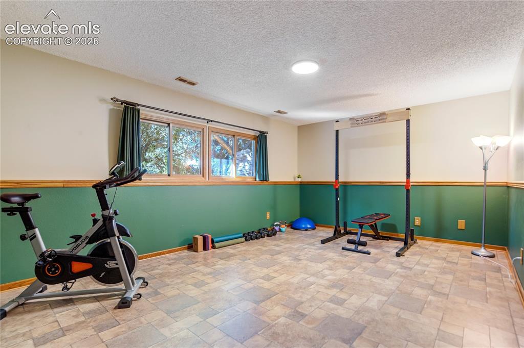 Image 40 of 50: Exercise Room