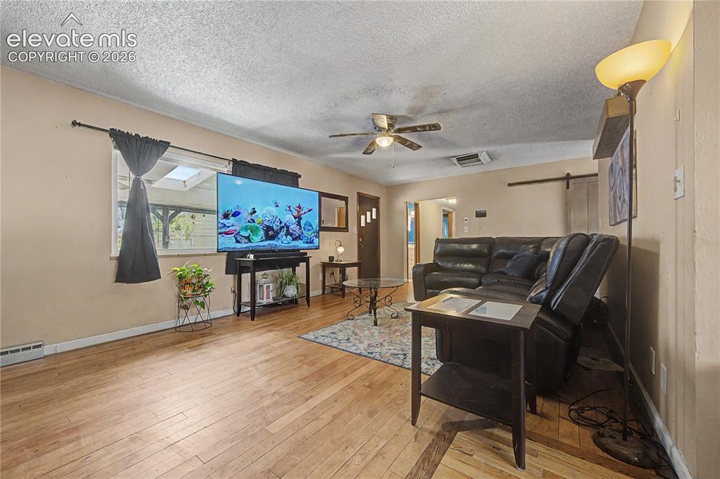 Image 13 of 42: Living Room