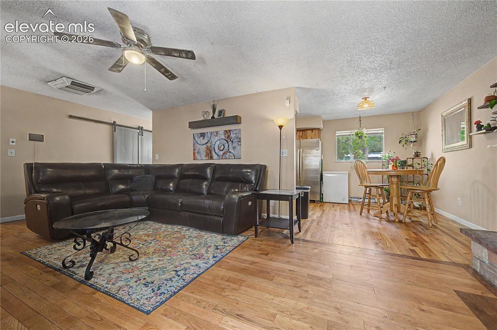 Image 16 of 42: Living Room