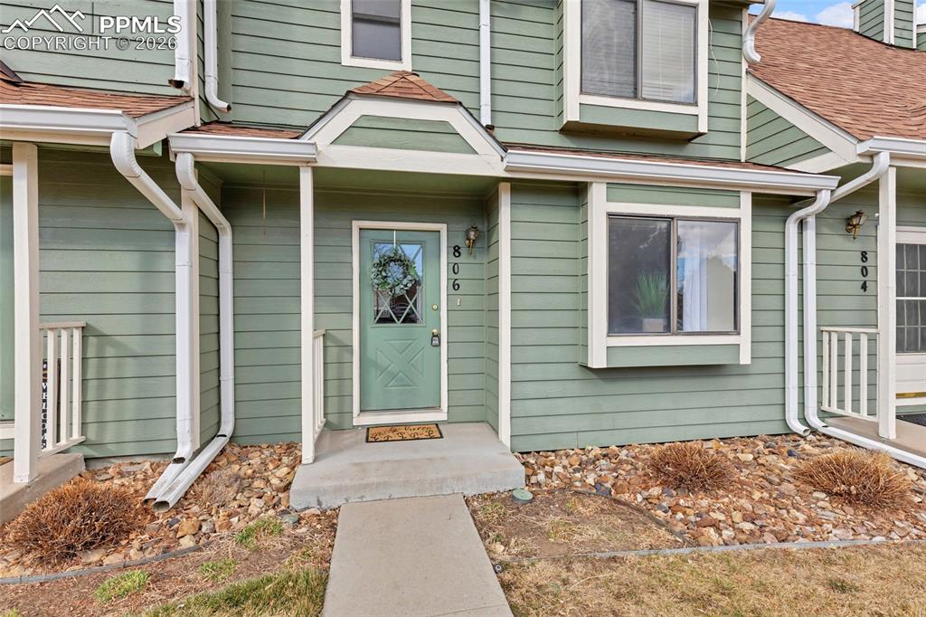 Image 2 of 24: Entry