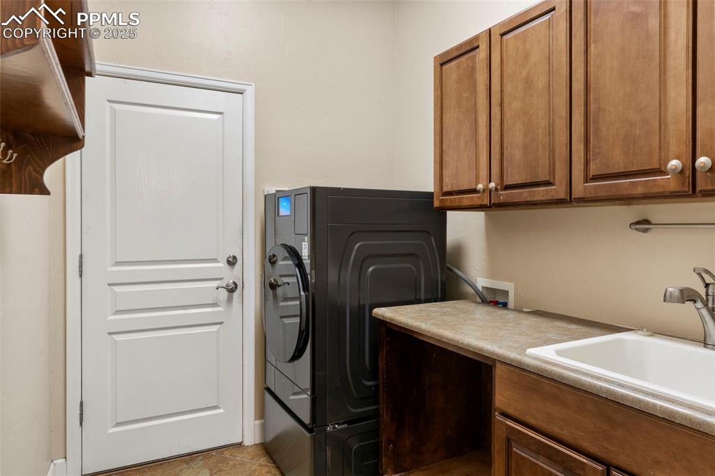 Image 15 of 46: Laundry