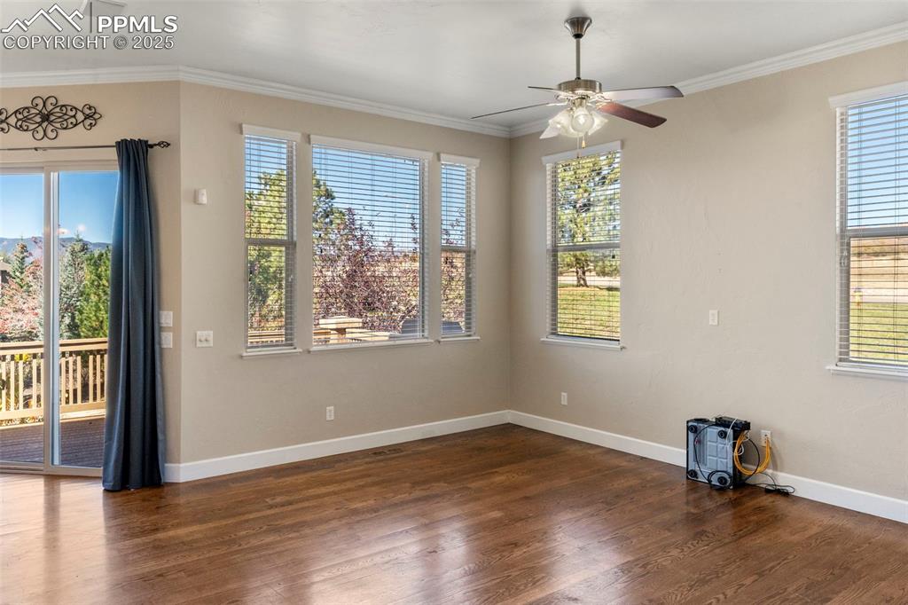 Image 8 of 46: Living Room