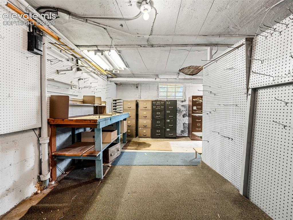 Image 35 of 49: Storage