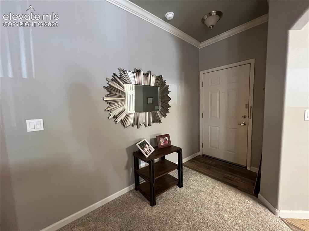 Image 13 of 21: Entry