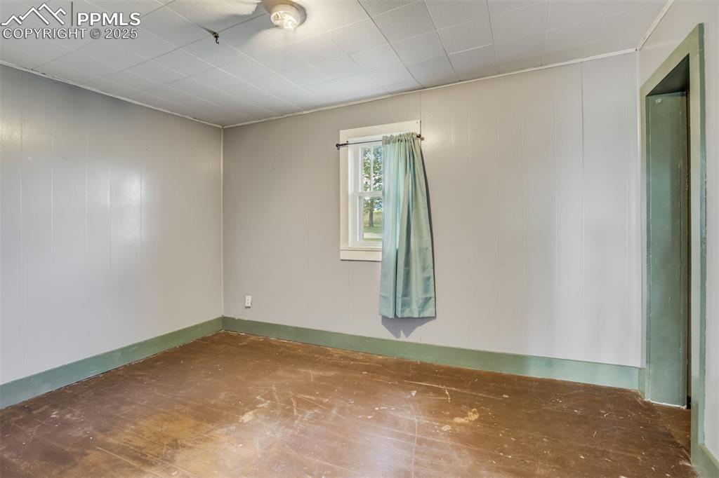 Image 41 of 50: View of spare room