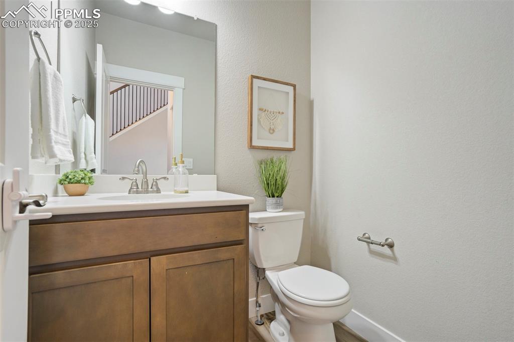 Image 21 of 48: Bathroom