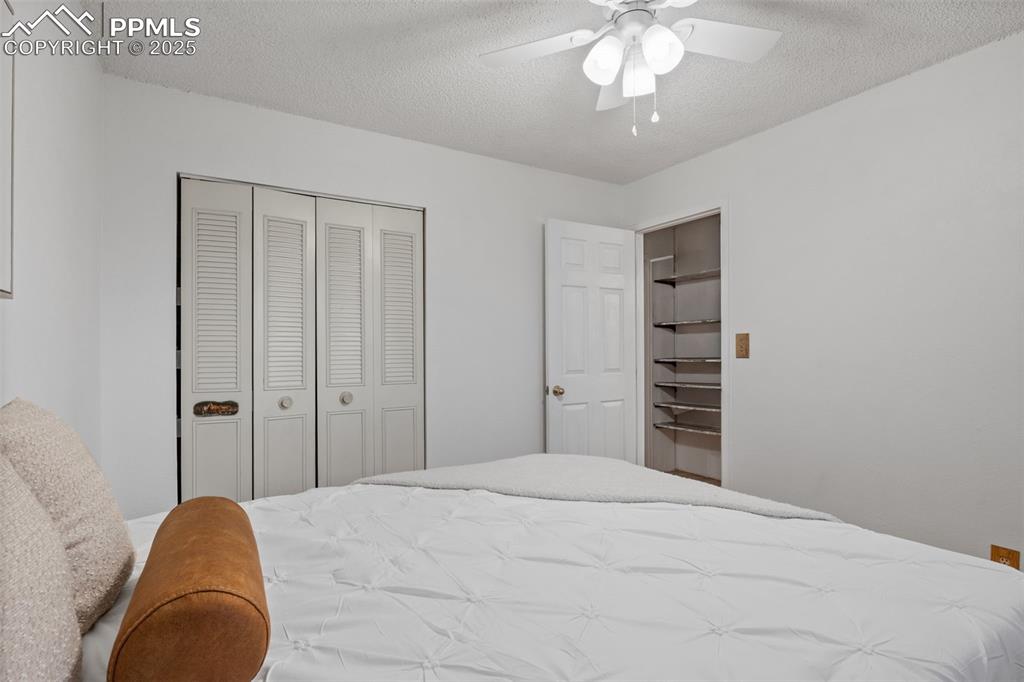 Image 16 of 28: Bdrm #3