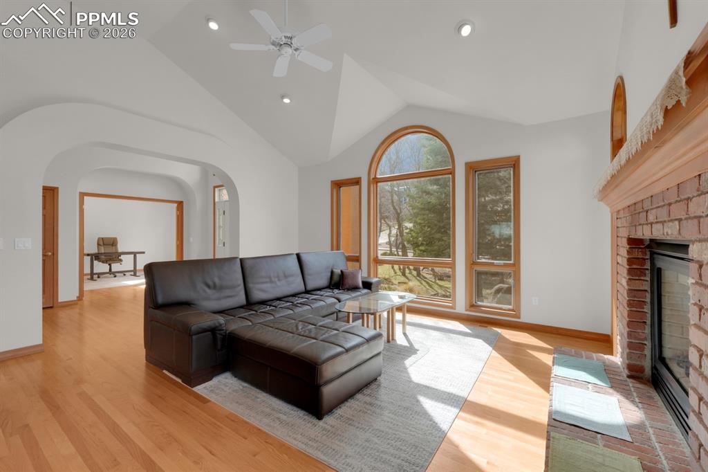 Image 10 of 48: Main level living room