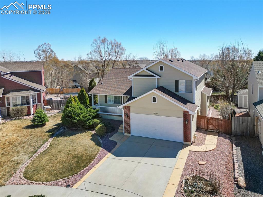 Image 46 of 50: Picture Perfect