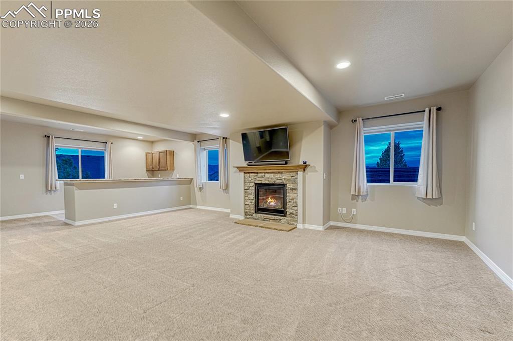 Image 27 of 50: Recreation Room