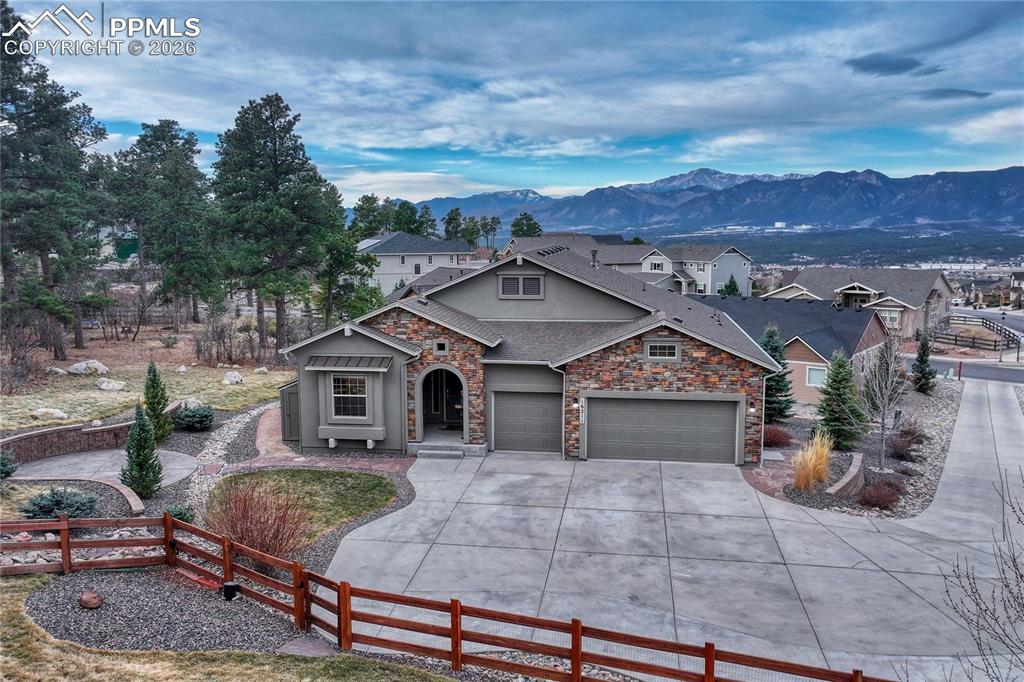 Image 40 of 50: Front of Structure