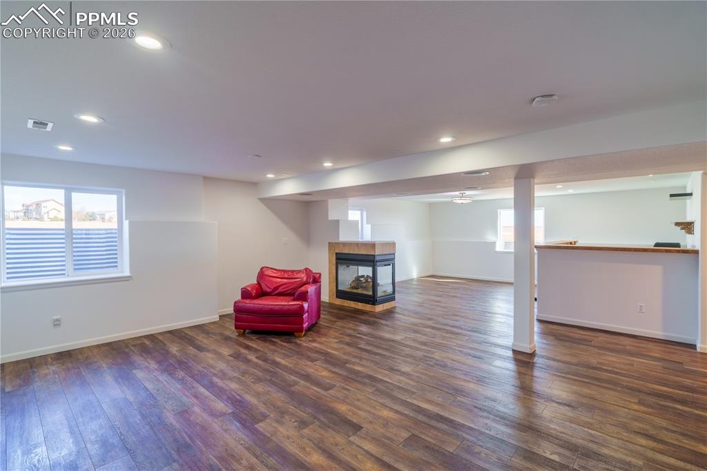 Image 24 of 42: Sitting Room