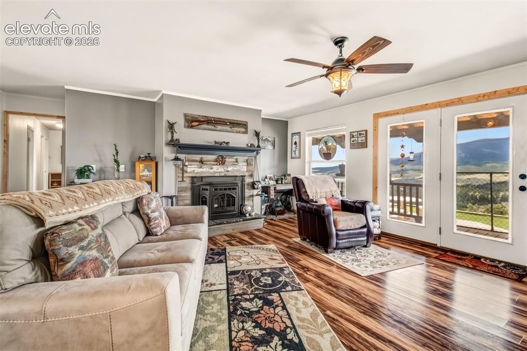 Image 12 of 43: Living Room