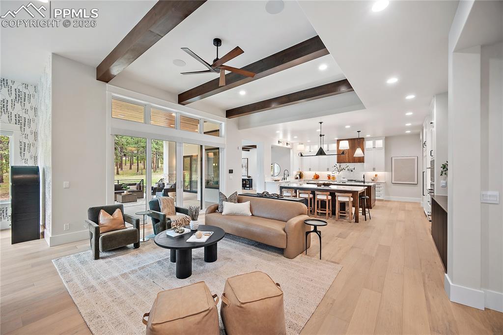 Image 19 of 48: Living Room