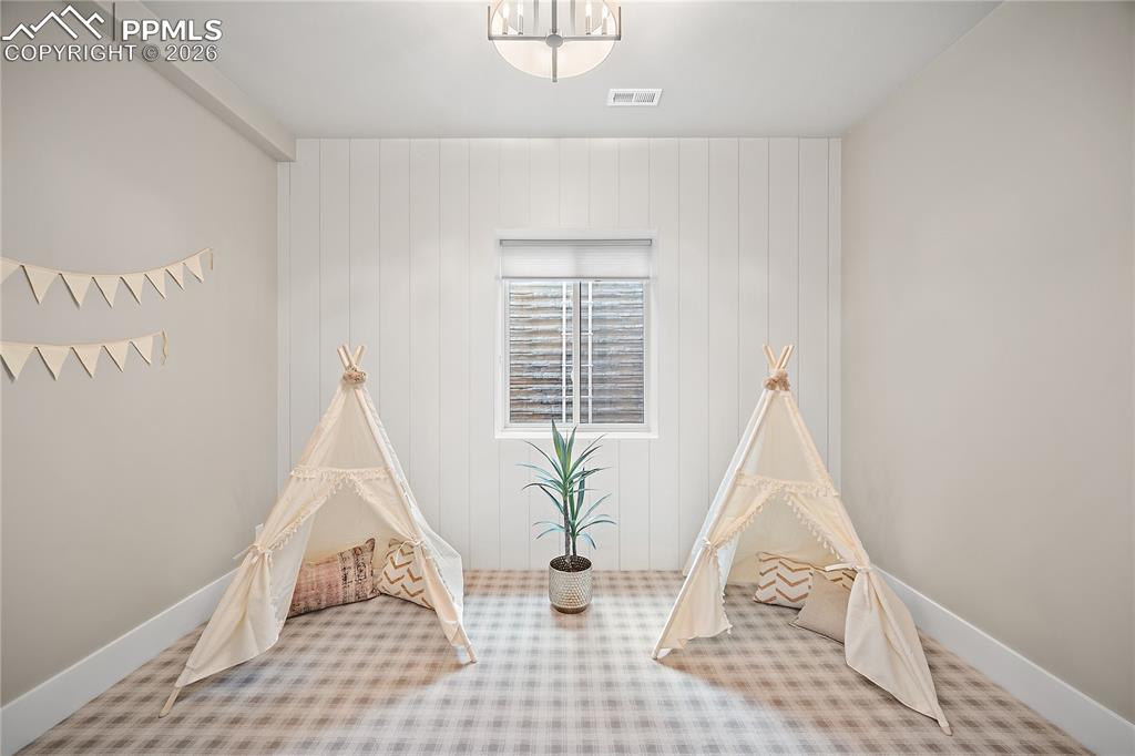 Image 32 of 48: Bunk room/play area