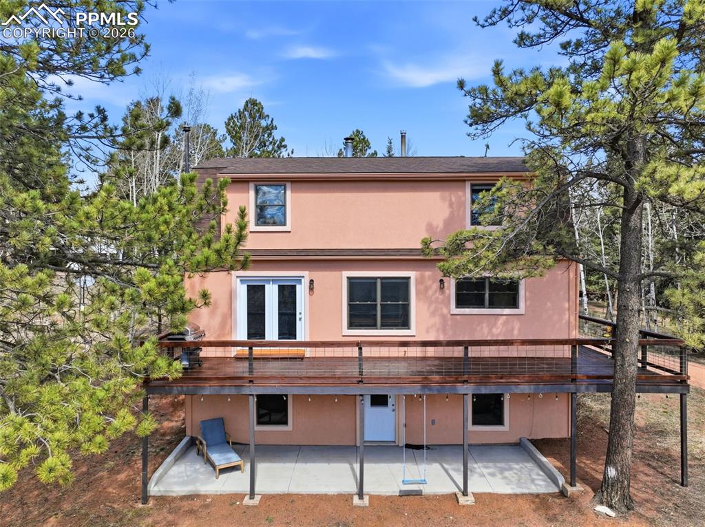 Image 2 of 50: Back of Structure