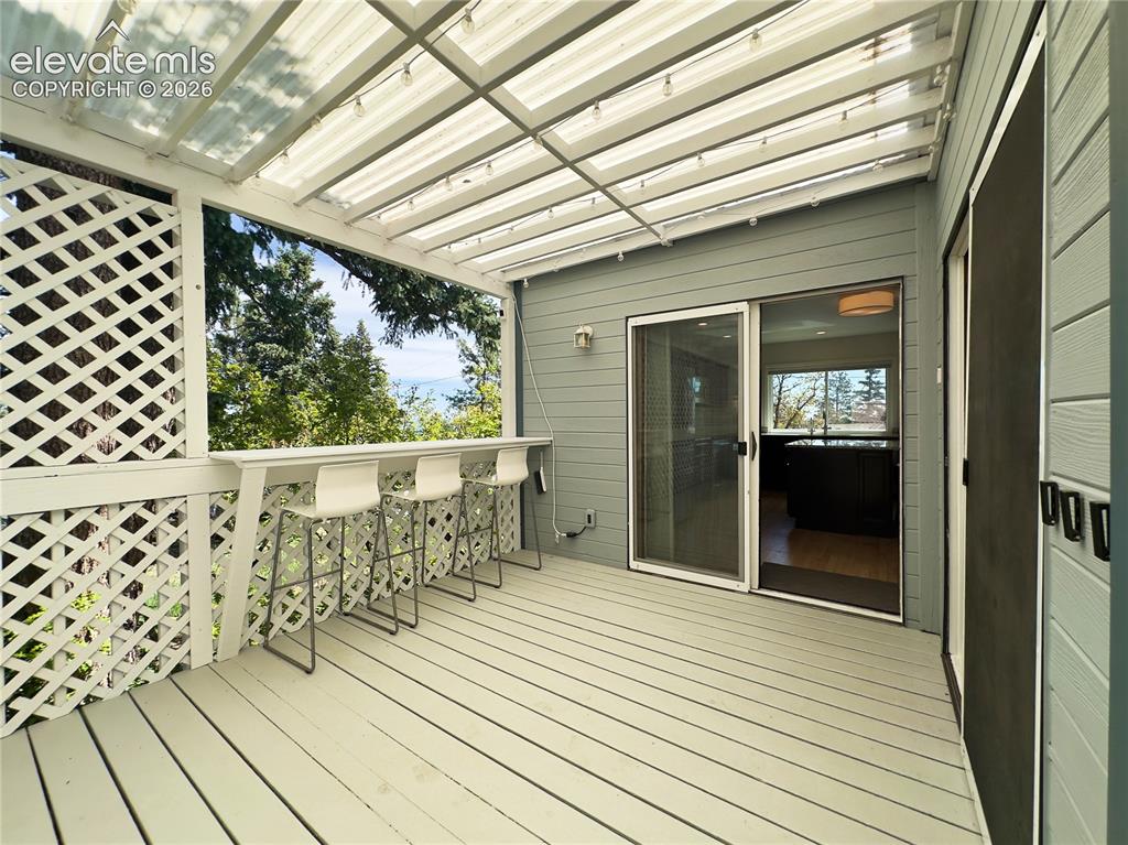 Image 31 of 38: Deck