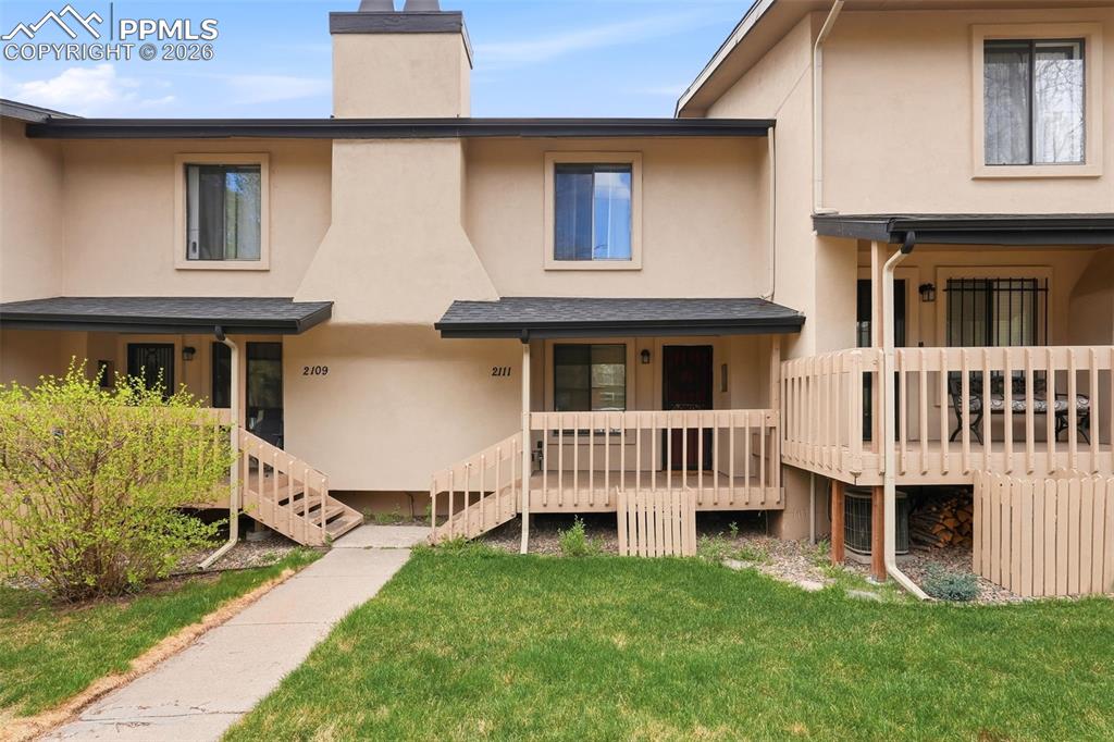 Image 1 of 33: Front of Structure