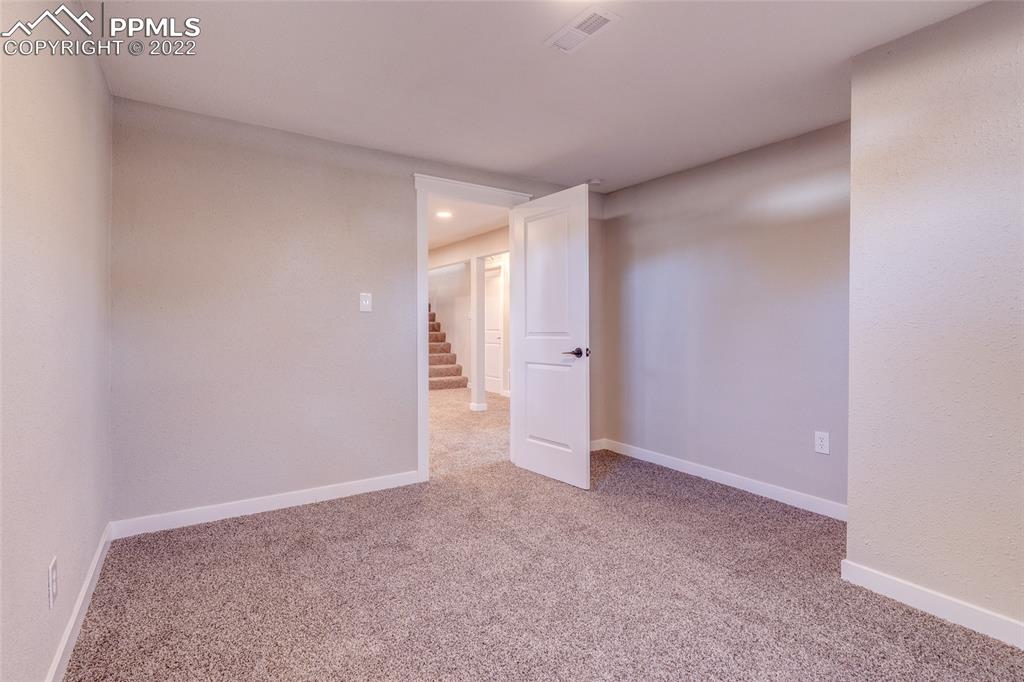 Listing 7901269, Image 29 of 36