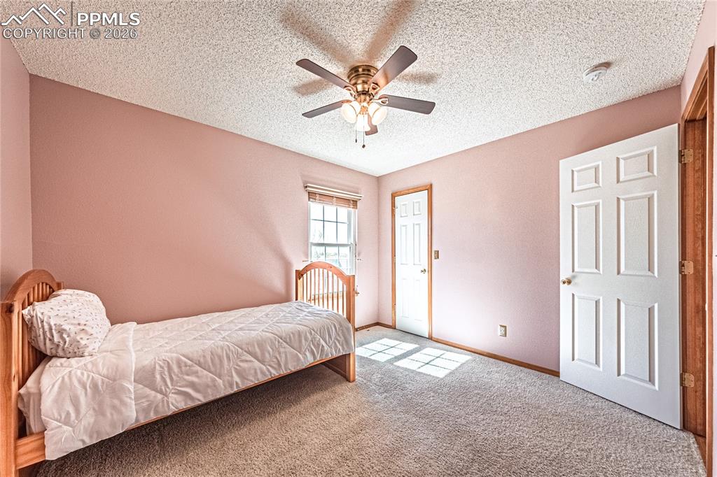 Image 27 of 49: Bedroom