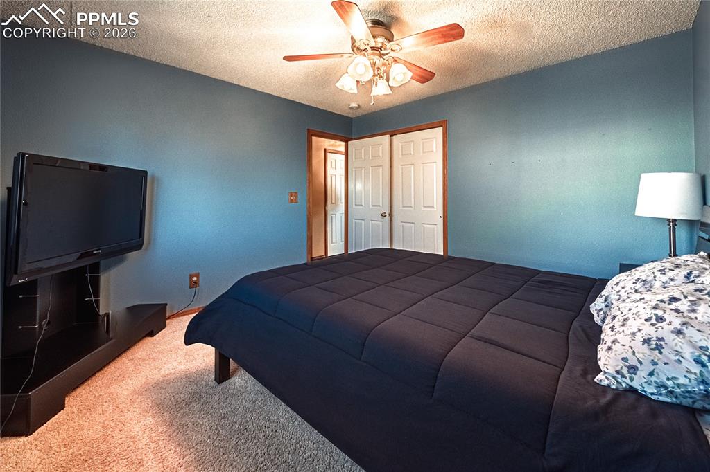 Image 30 of 49: Bedroom