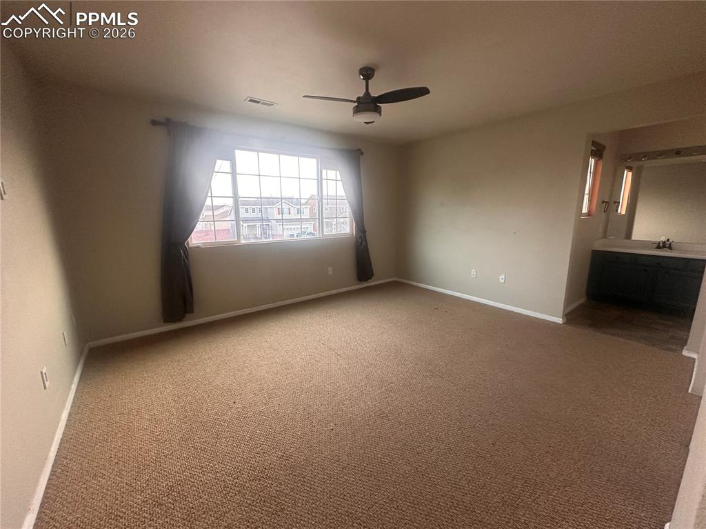 Image 23 of 33: Master Bedroom