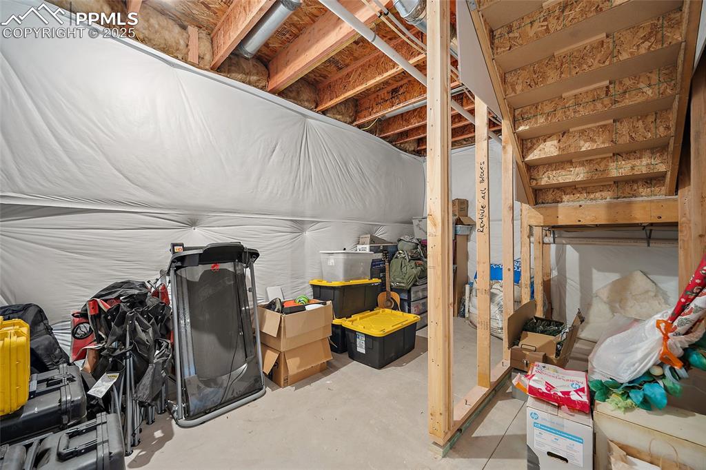 Image 32 of 40: Unfinished basement below main entrance.