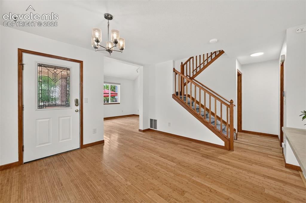 Image 10 of 44: Entry