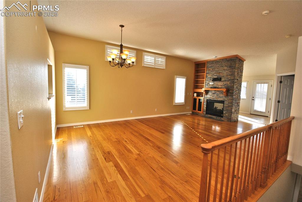 Image 6 of 29: Living Room