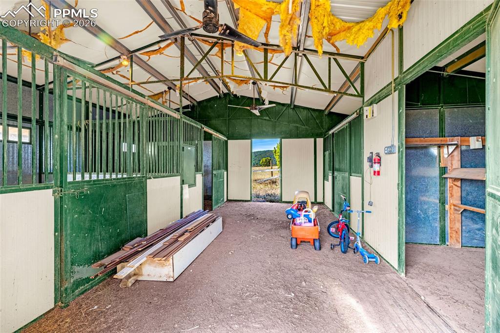 Image 42 of 47: Stable
