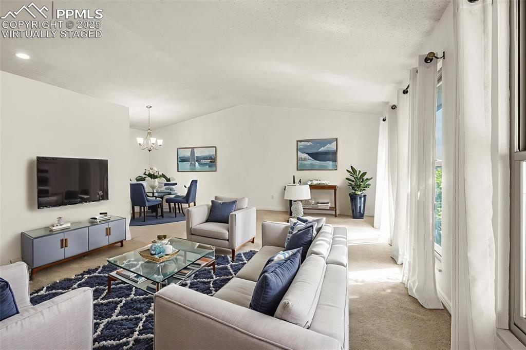 Image 5 of 47: Virtually Staged