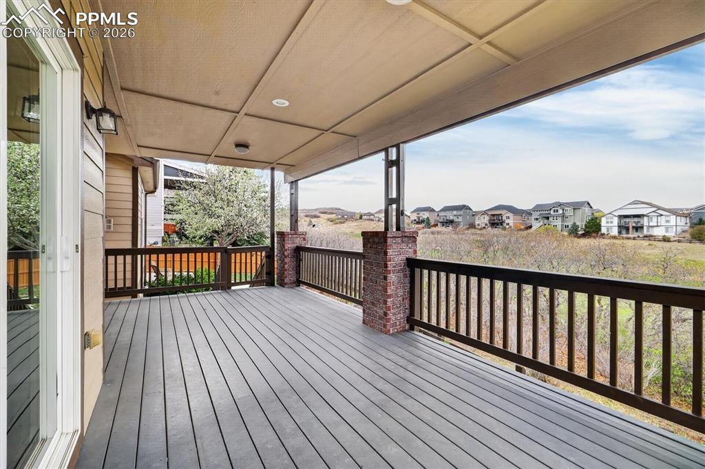 Image 41 of 50: Deck