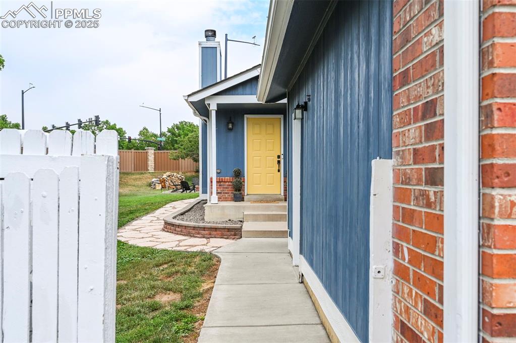Image 7 of 50: Front of Structure